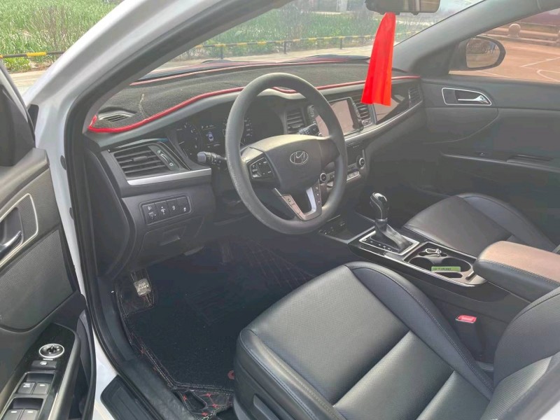 苏州18年现代名图4