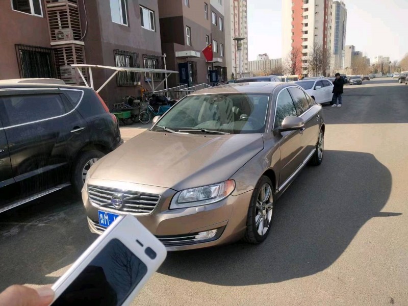 天津15年沃爾沃S80L6