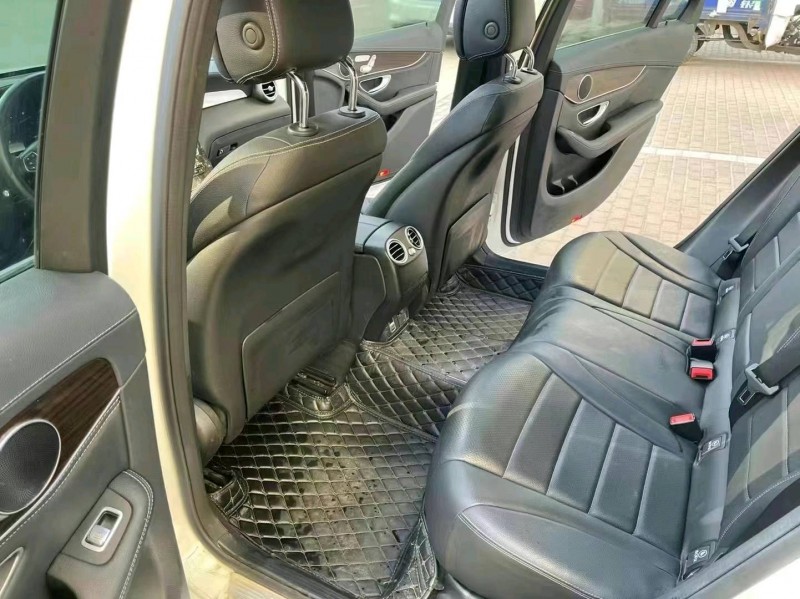 北京19年奔驰GLC4