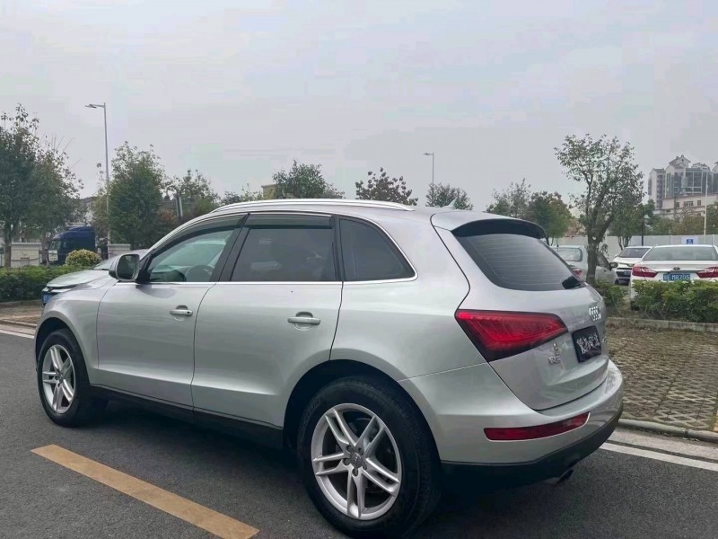 中山15年奧迪Q54