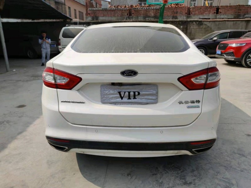 北京16年福特蒙迪欧8