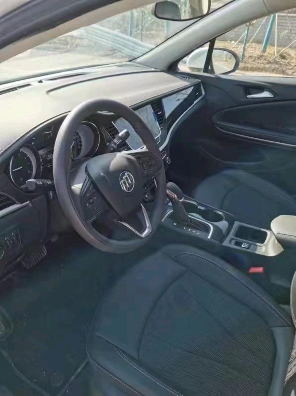 徐州21年别克威朗2