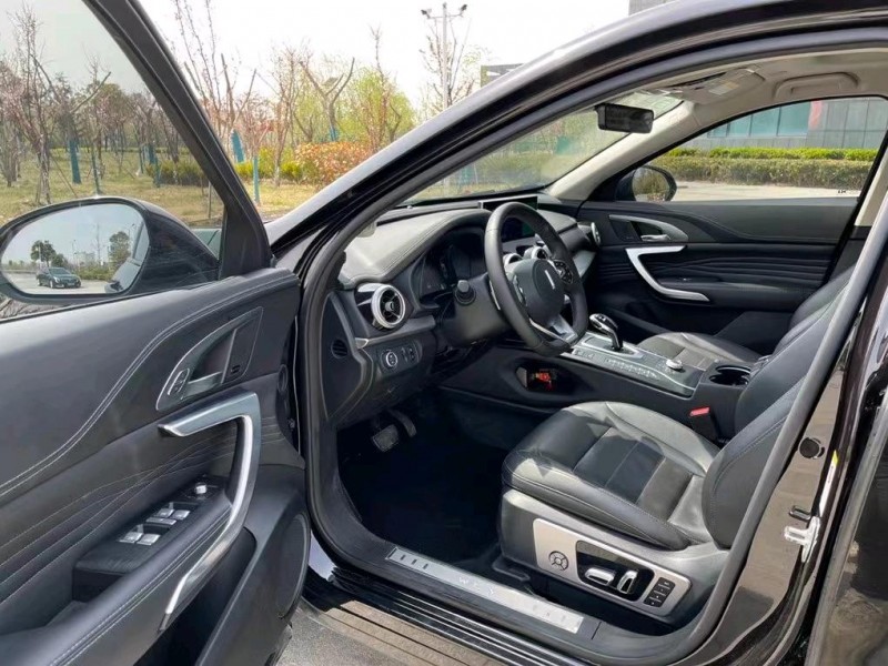 鹽城20年長城汽車WEY VV74