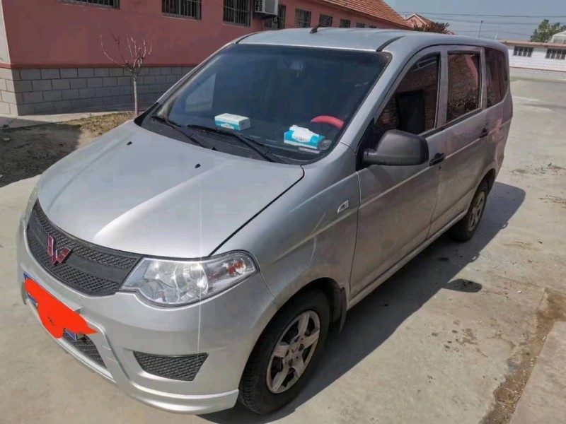 東營21年五菱汽車宏光1