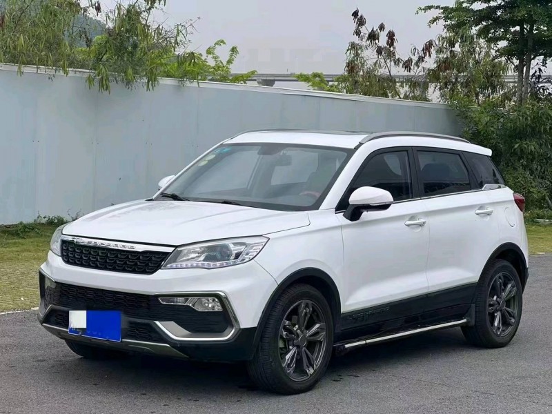 深圳18年獵豹汽車CS91