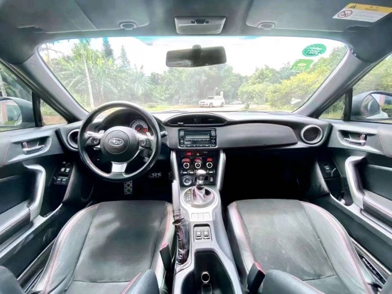 深圳17年斯巴魯BRZ6