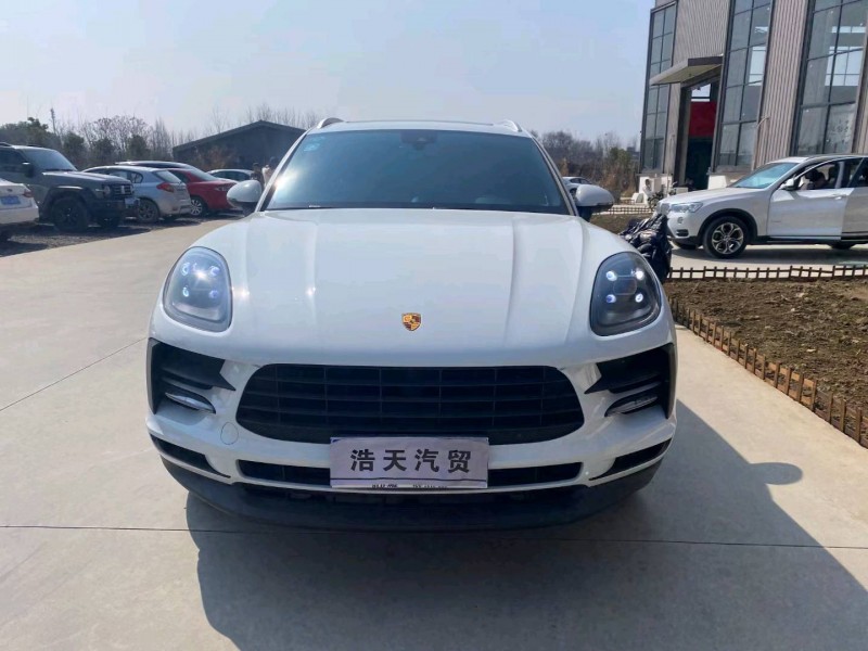 天門20年保時捷Macan1