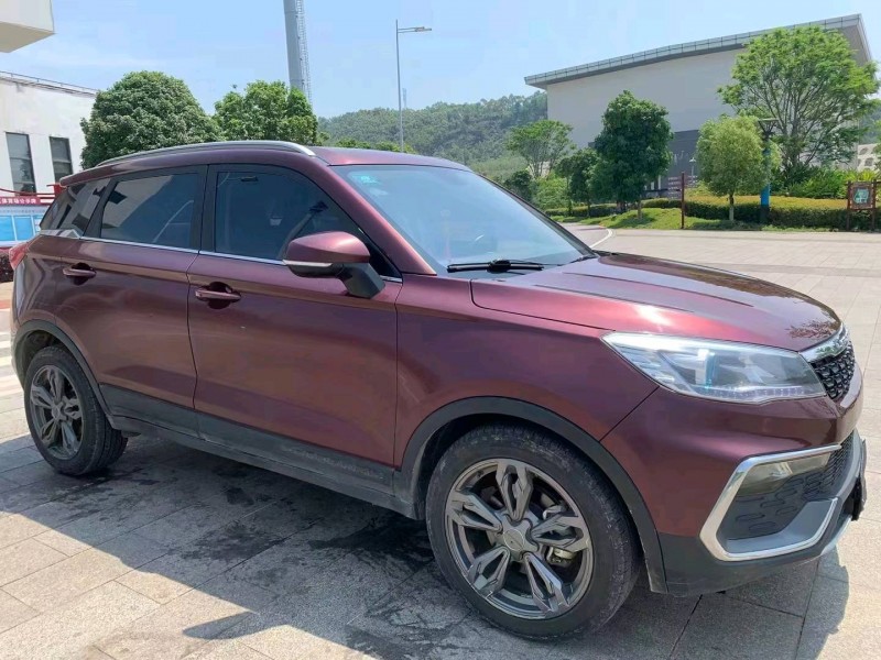 防城港17年獵豹汽車CS92