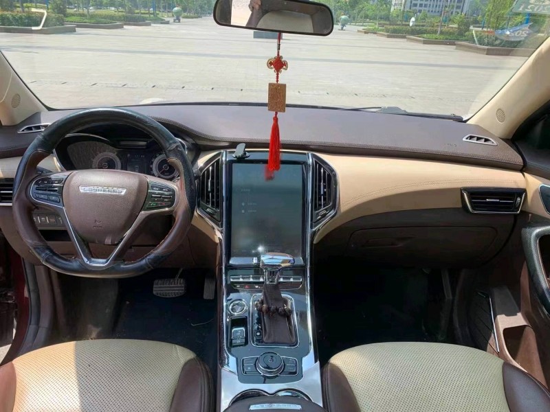防城港17年獵豹汽車CS95
