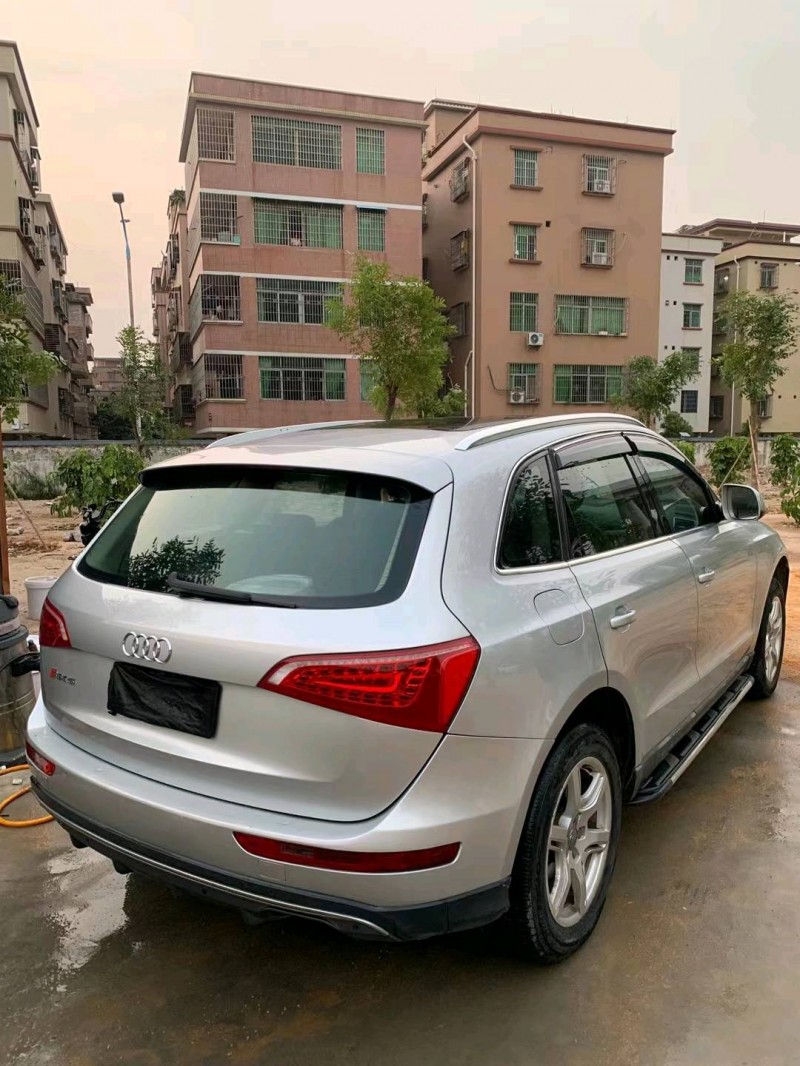 廣州10年奧迪Q59