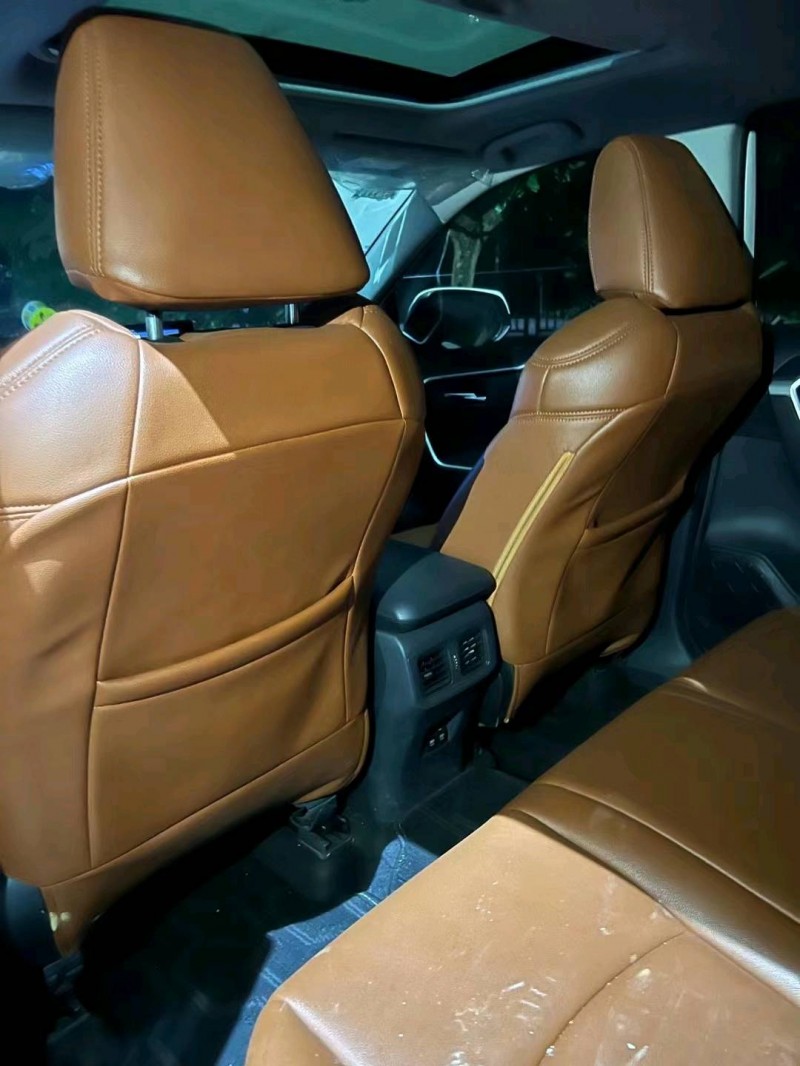 珠海19年豐田RAV4榮放5