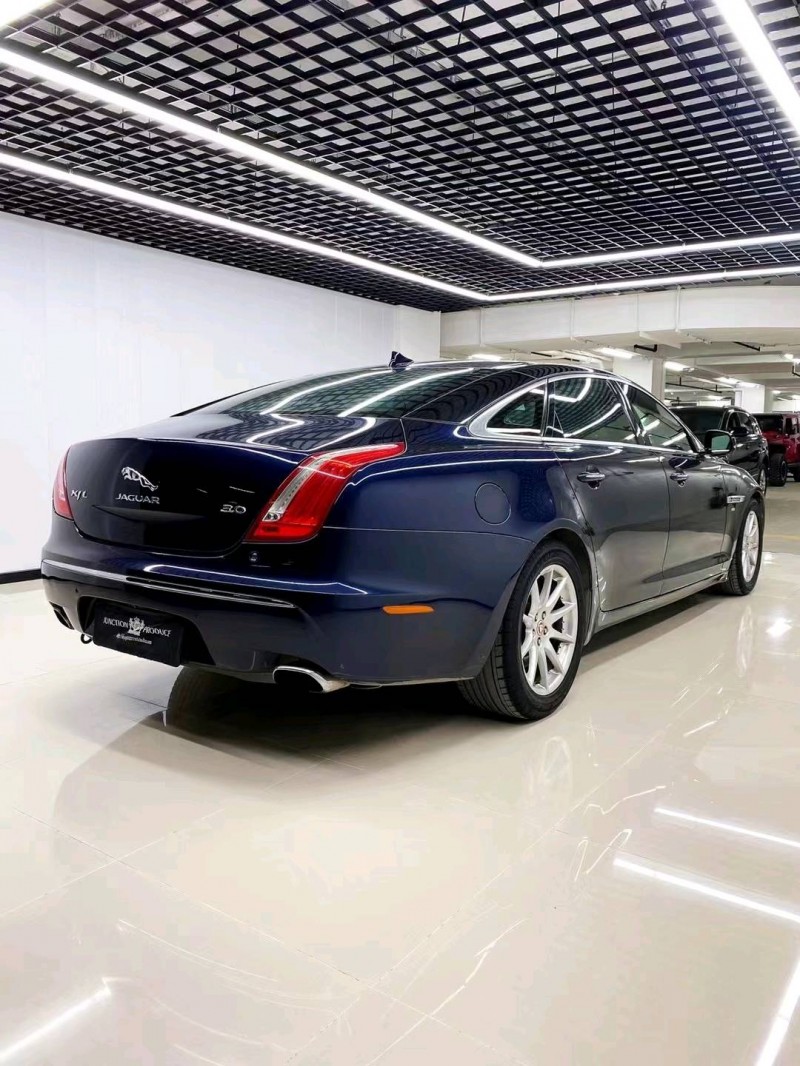 保定14年捷豹XJL7
