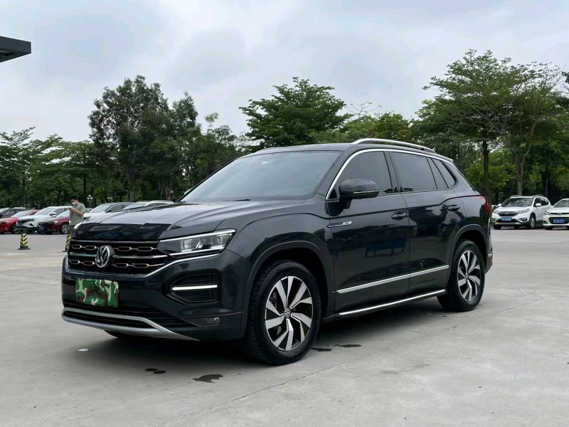 东莞20年大众探岳3