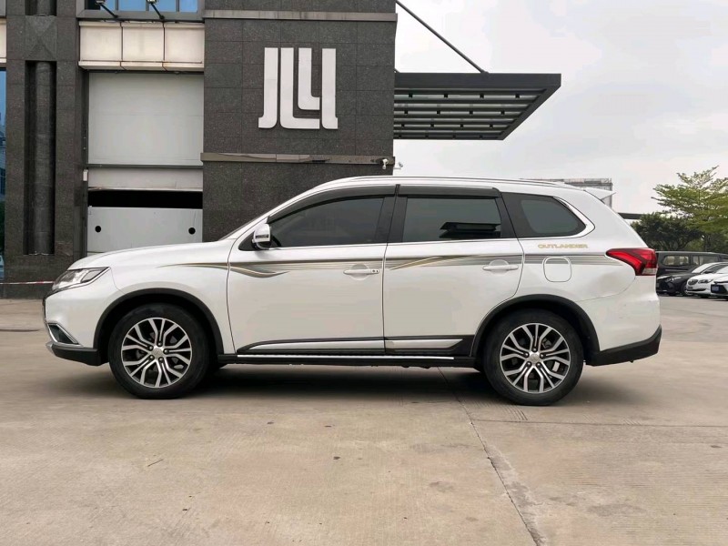 东莞18年三菱欧蓝德4