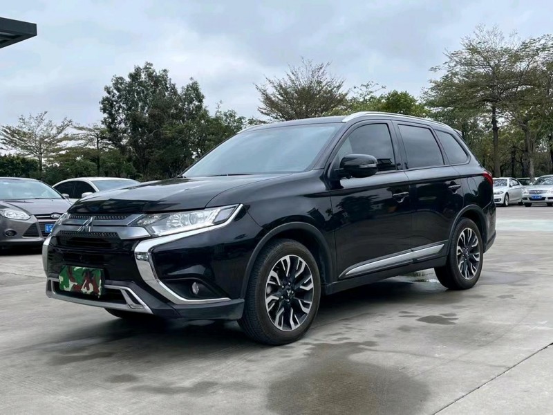 东莞20年三菱欧蓝德3