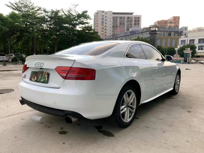 东莞11年奥迪A58