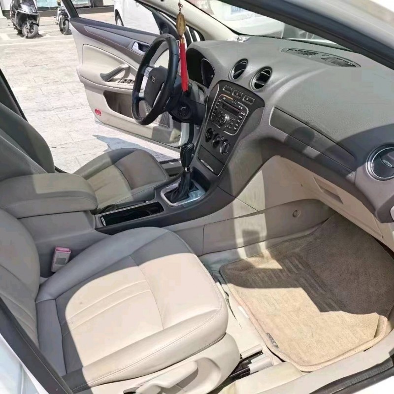 益阳13年福特蒙迪欧-致胜5