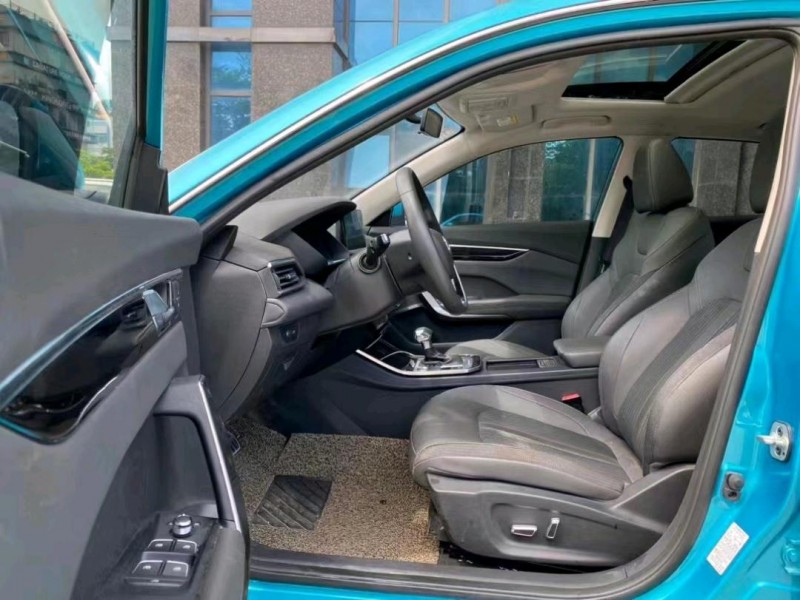 东莞20年东风奕炫7