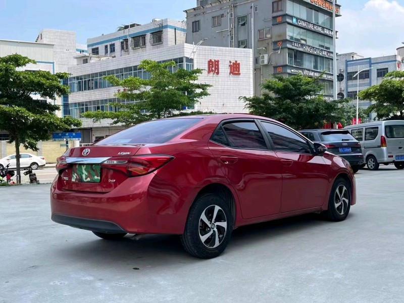 东莞17年丰田雷凌2