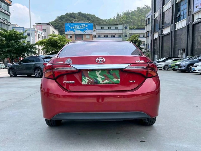 东莞17年丰田雷凌1