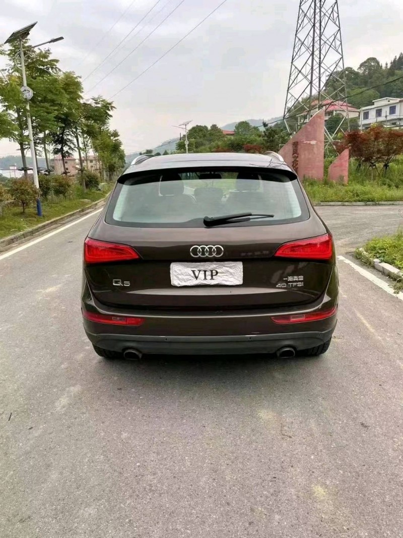 吉安14年奧迪Q57
