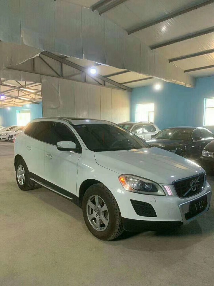 信陽11年沃爾沃XC607