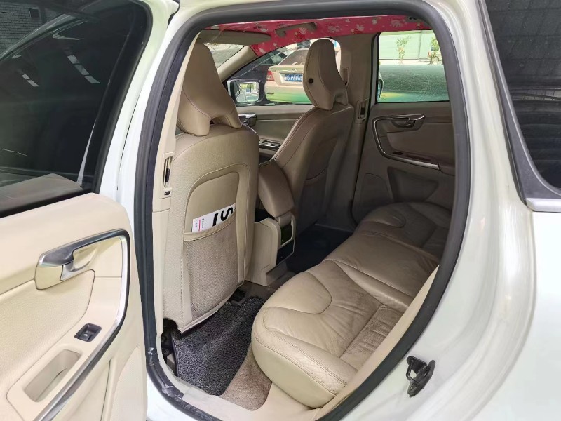 信陽11年沃爾沃XC604