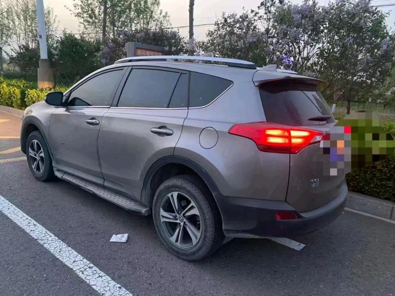 保定16年豐田RAV4榮放5