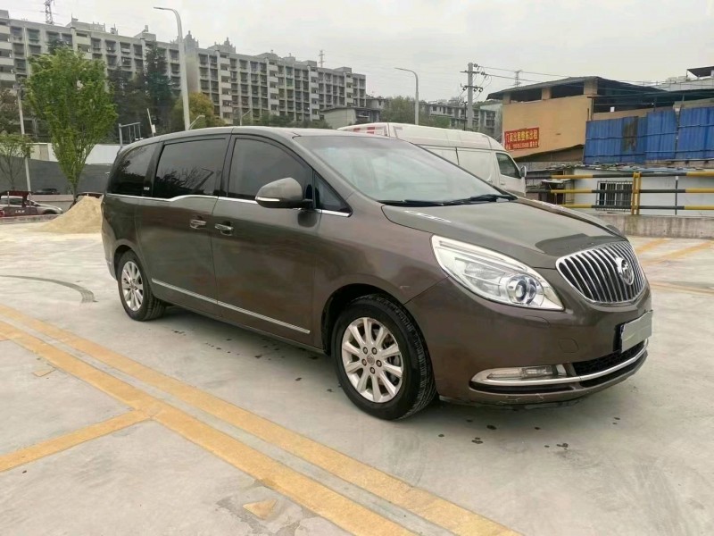 銅仁13年別克GL84