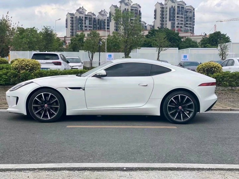 中山15年捷豹F-Type2