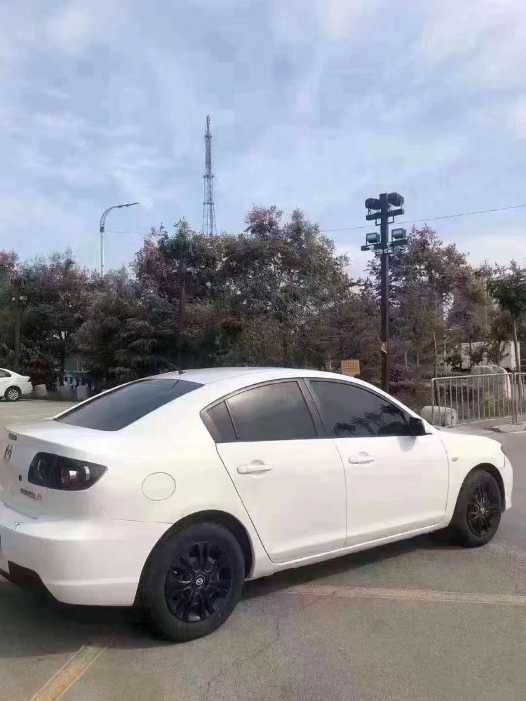 北京12年马自达33