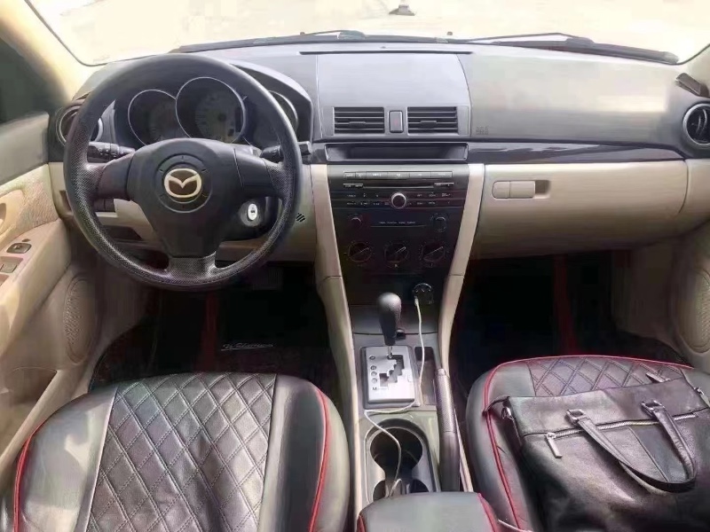 北京12年马自达36