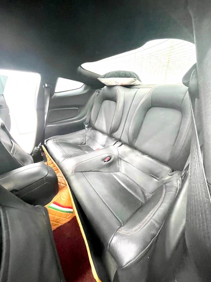 临沂15年福特野马1