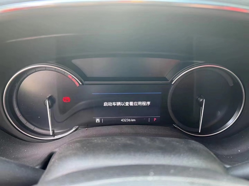 曲靖20年凱迪拉克CT53