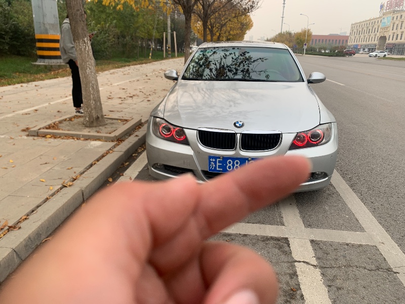 北京08年宝马3系7