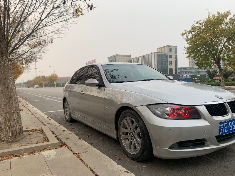 北京08年宝马3系6