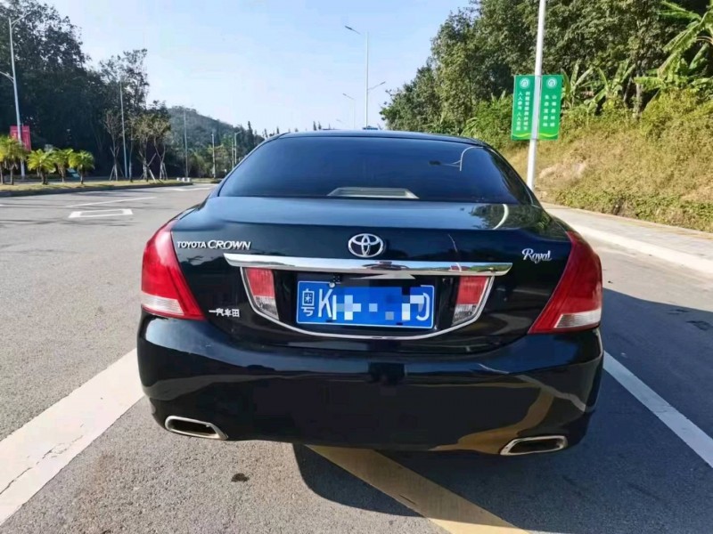 廣州12年豐田皇冠9