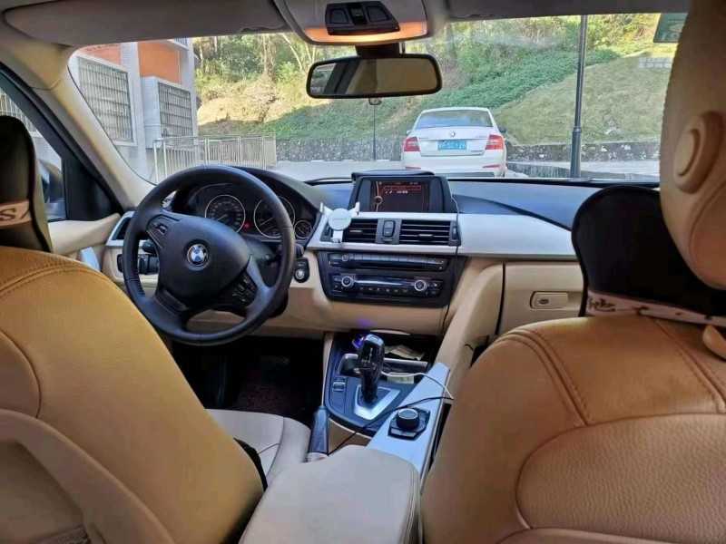 北京13年宝马3系3