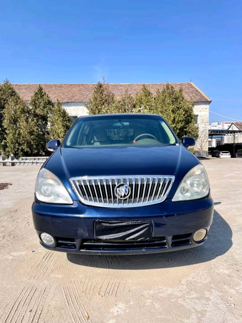 临沂12年别克GL81