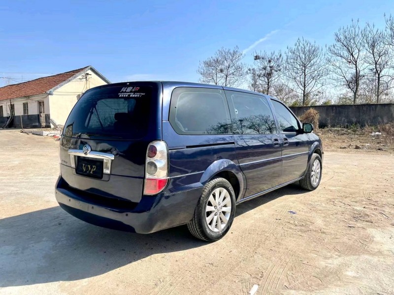 临沂12年别克GL84