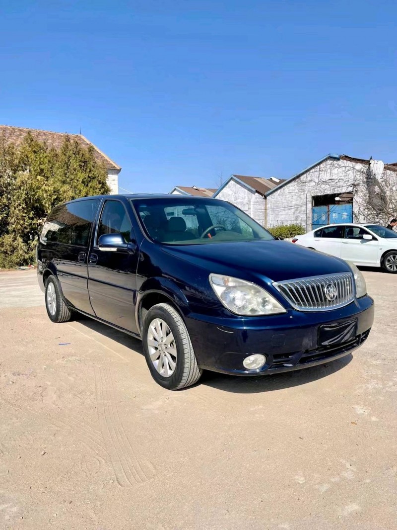 临沂12年别克GL83