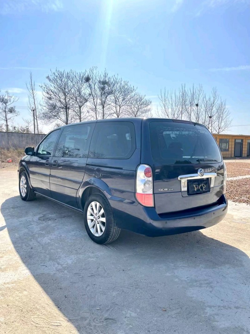 临沂12年别克GL85