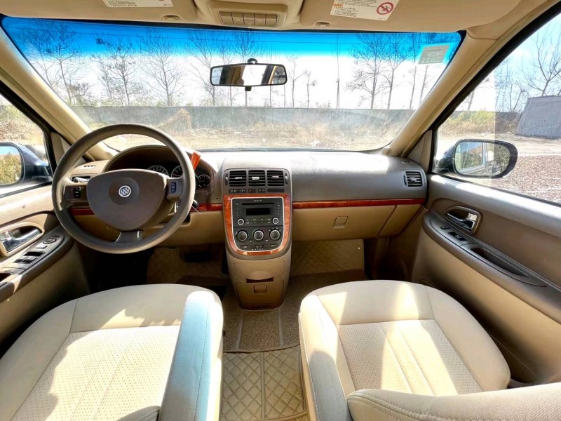 临沂12年别克GL86