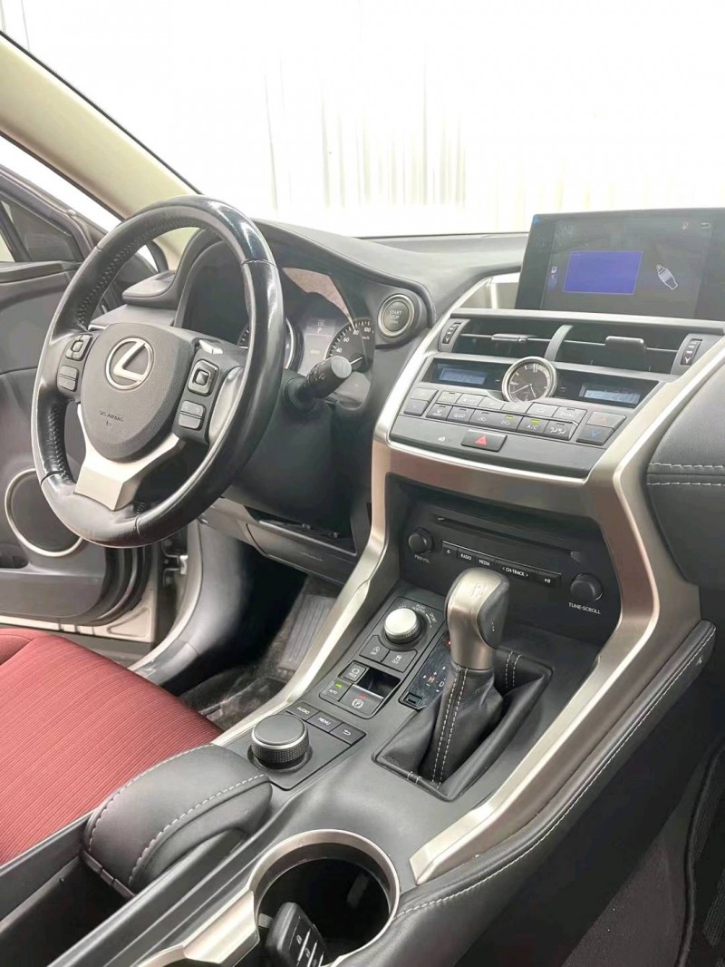临沂16年雷克萨斯NX3