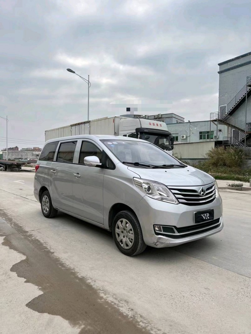 東莞18年長安汽車睿行S50T3