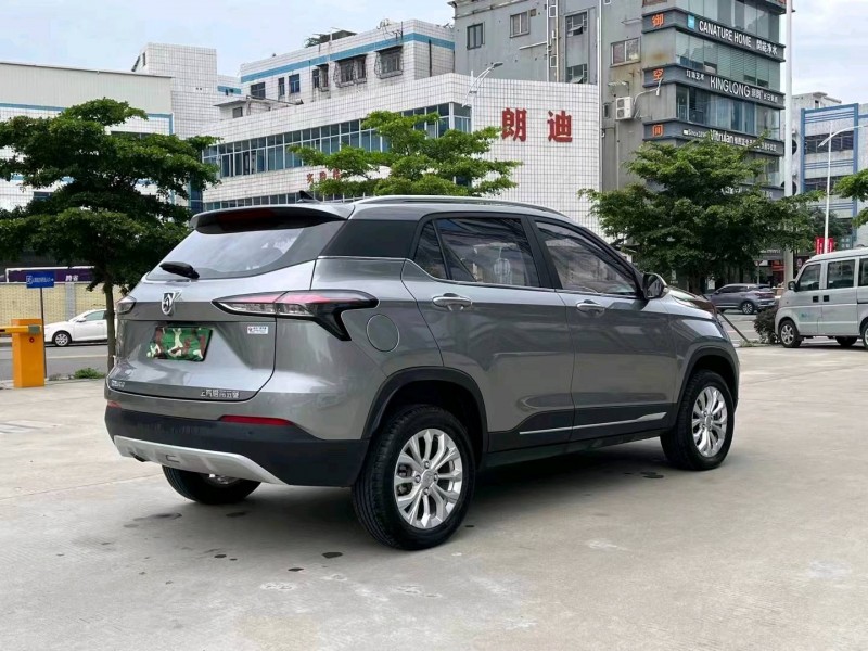 嘉興21年寶駿5102
