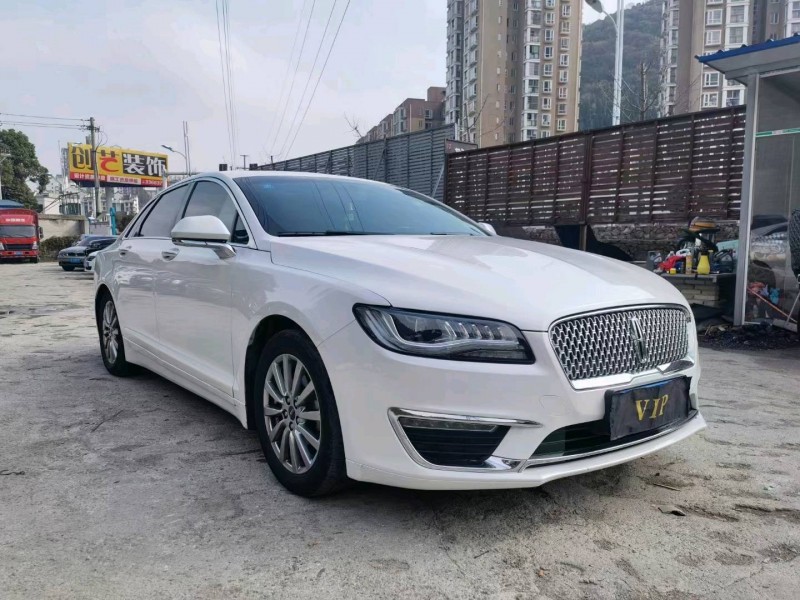 安順18年林肯MKZ4