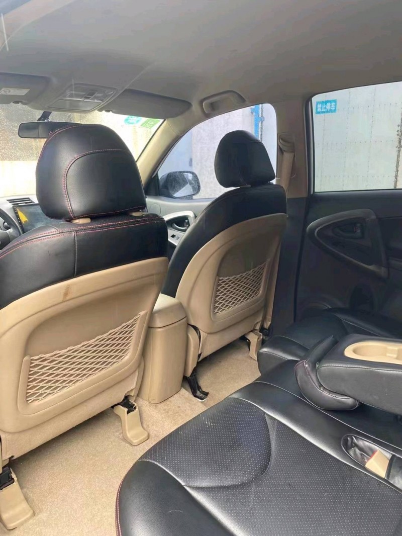 泉州12年豐田RAV49