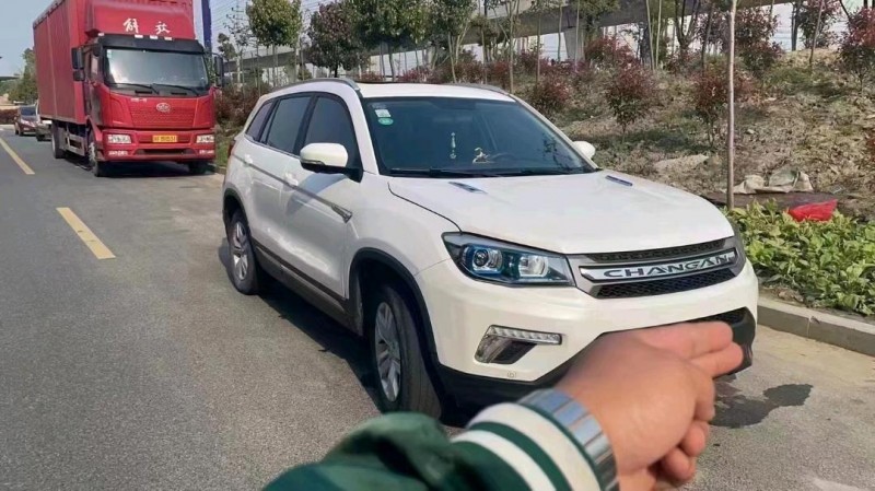 紹興18年長安汽車CS751