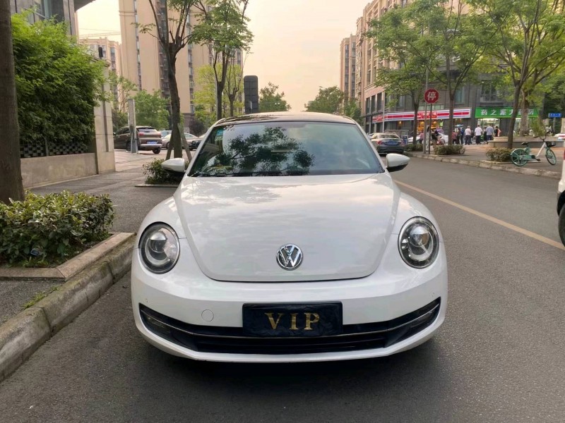 成都14年大眾甲殼蟲1